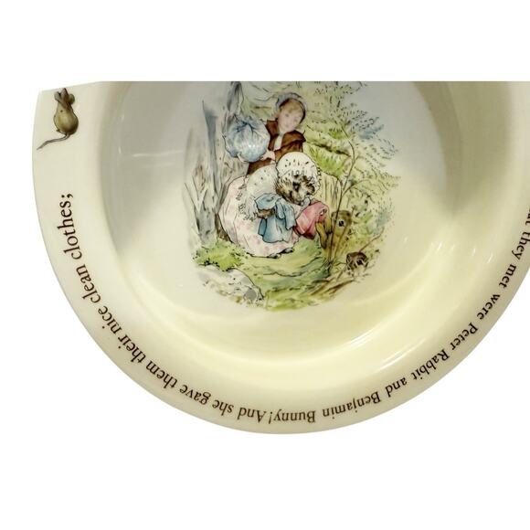 Vintage Wedgwood Beatrix Potter Mrs. Tiggle Wiggly Round Baby Bowl Dish England - Picture 5 of 10